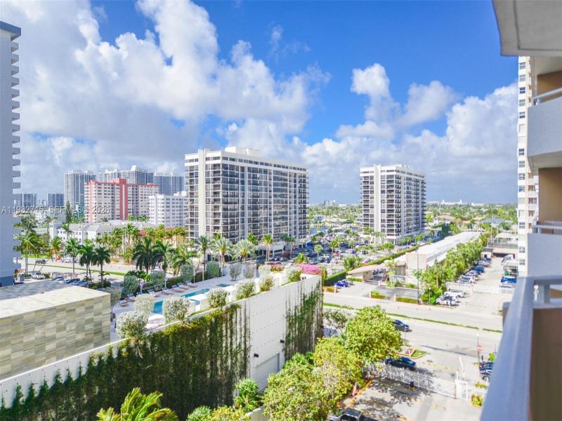 Condo for sale at The Hemispheres 7A