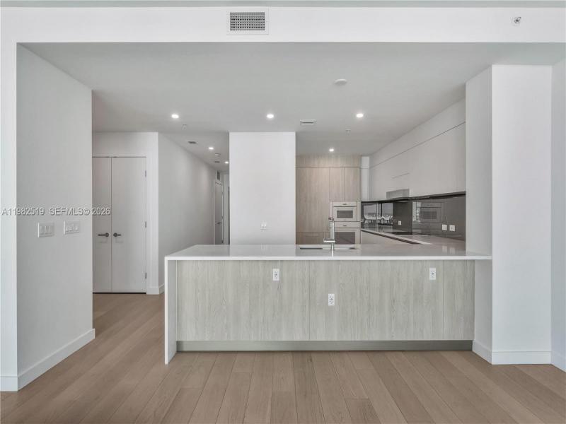 Comprar apartamento no La Baia South 804