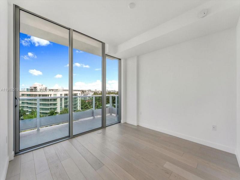 Comprar apartamento no La Baia South 804