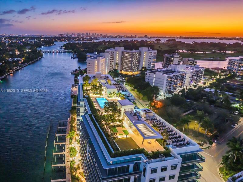 Comprar apartamento no La Baia South 804