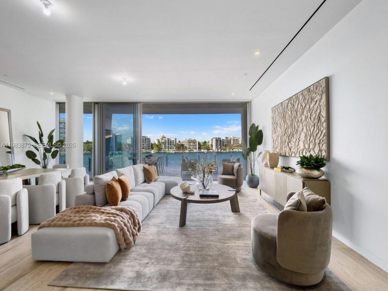 Condo for sale at Vita at Grove Isle L205