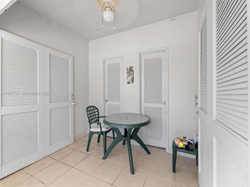Comprar apartamento en Crystal House CAB14