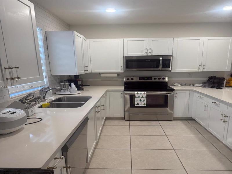 Property photo # 9