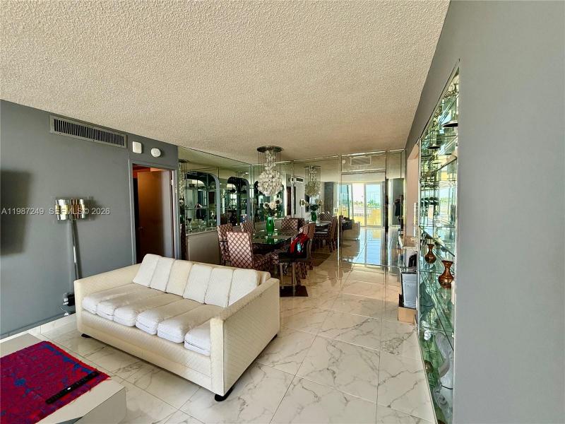 Condo for sale at Parker Dorado 509