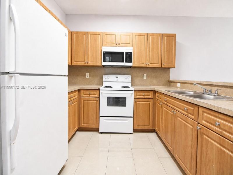 Property photo # 4