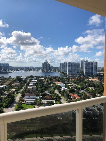 Apartment for rent at Ocean Three 2904