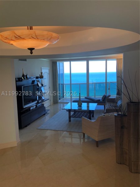 Apartment for rent at Ocean Three 2904