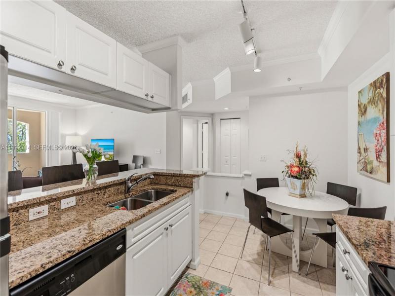 Condo for sale at Porto Bellagio 1301