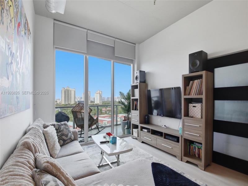 Comprar apartamento en Uptown Marina Lofts 904