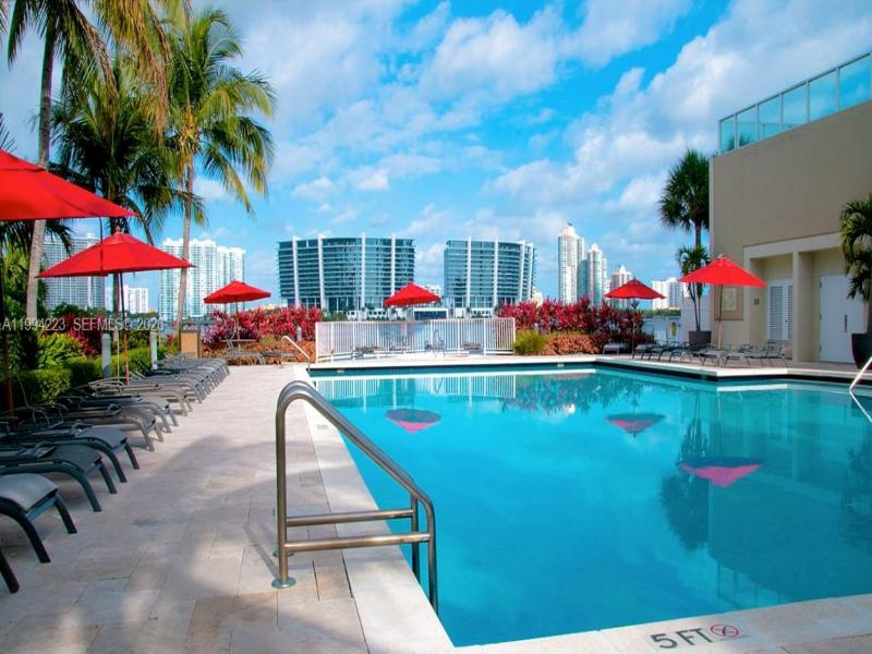 Alquiler de apartamento en Marina Bay Club 906