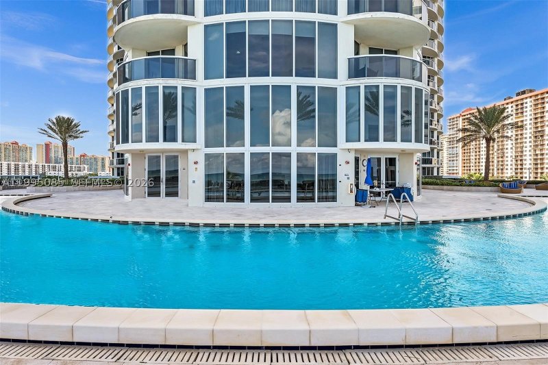 Condo for sale at Ocean Four 2804