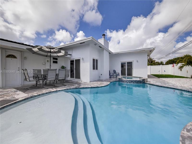 Property photo # 4