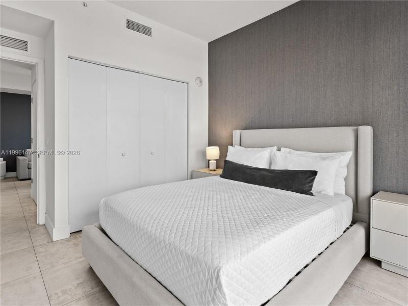 Condo for sale at Smart Brickell Residences 1403