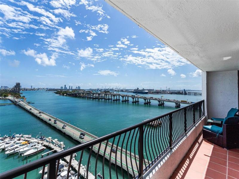 Condo for sale at The Venetia 15B