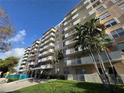 Island Place At North Bay Apt #7B