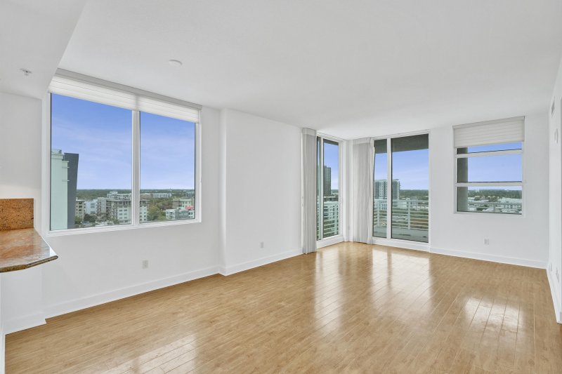 Condo for sale at Strada 315 1201