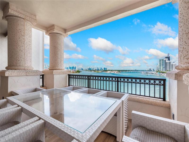 Comprar apartamento en Palazzo Della Luna 6882