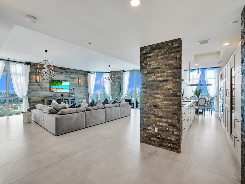 Apartment for rent at Marina Palms Yacht Club