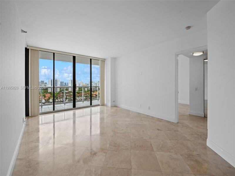 Condo for sale at Harborside 1807