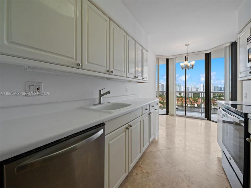 Condo for sale at Harborside 1807
