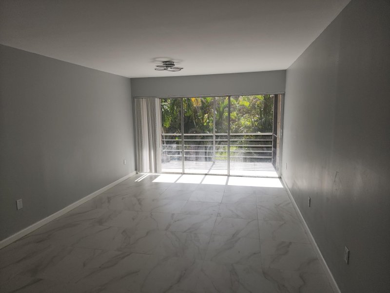 Condo for sale at Icon Brickell Viceroy 204a
