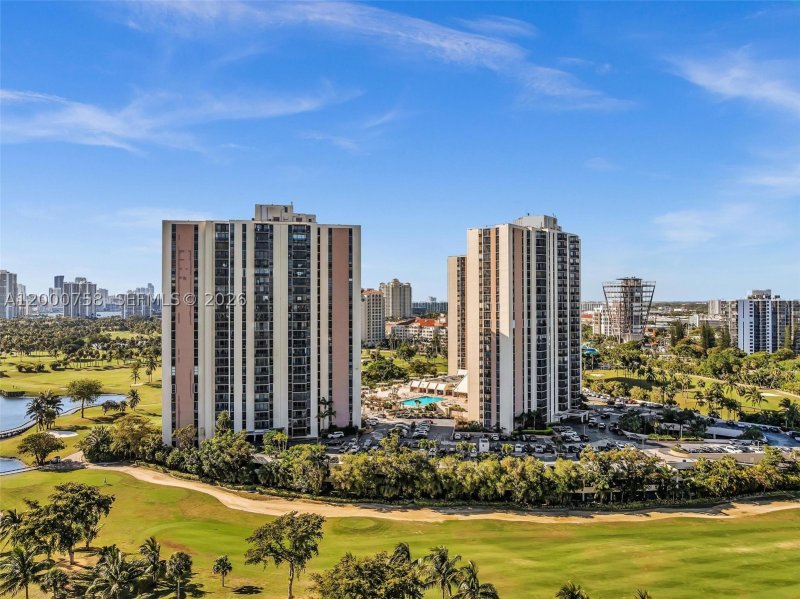 Comprar apartamento en Coronado I TH10