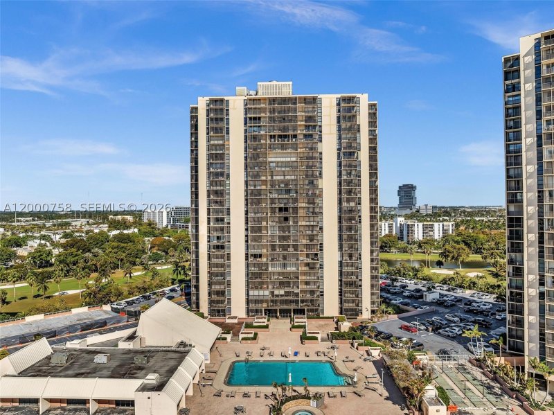Comprar apartamento en Coronado I TH10