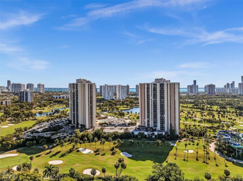 Comprar apartamento en Coronado I TH10