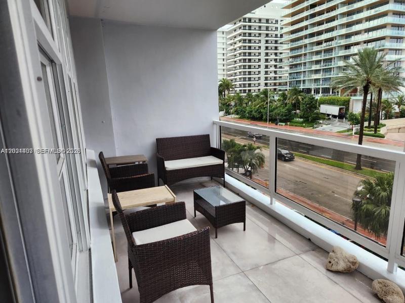 Seacoast 5700 Apt #4N