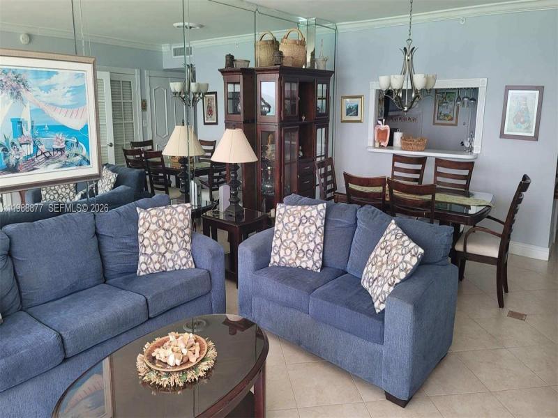 Condo for sale at Pavilion 1110