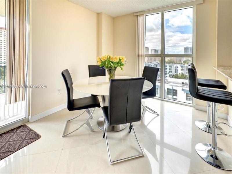Comprar apartamento en King David 902
