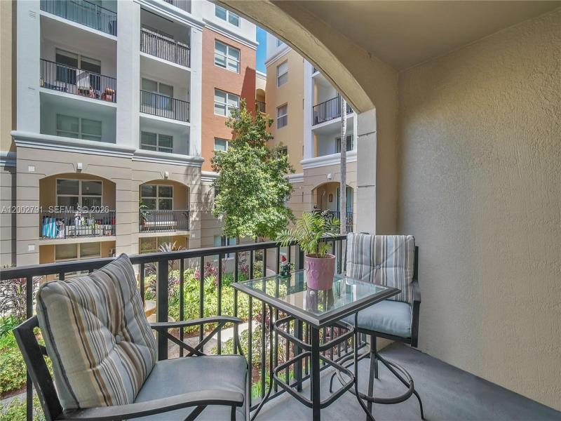 Condo for sale at Porto Bellagio 3204