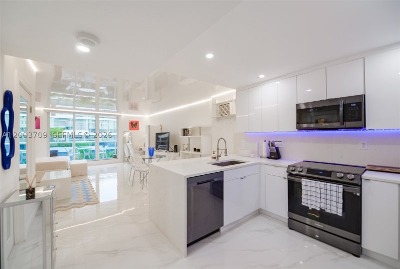 Apartment for rent at Roney Palace 529