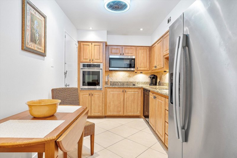 Condo for sale at Galt Towers 10j
