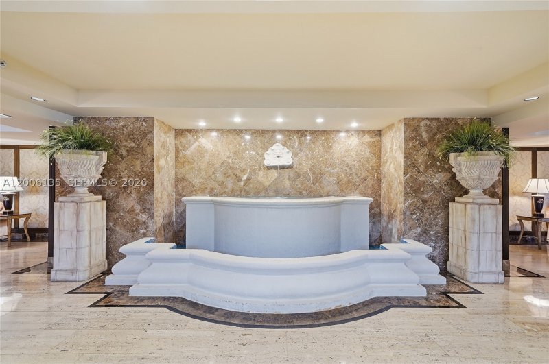 Comprar apartamento en Balmoral Condo 14D