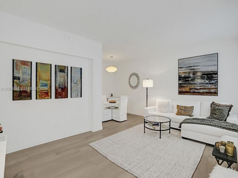 Comprar apartamento en Gables Plaza 103