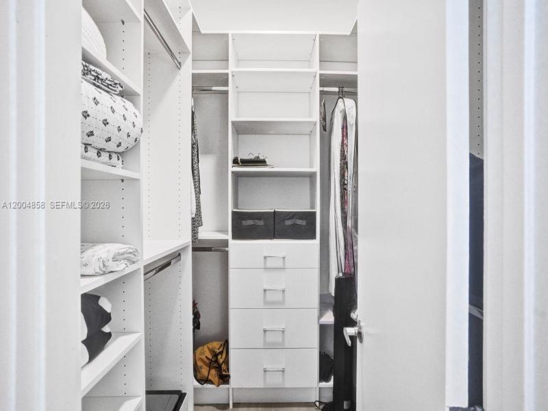 Comprar apartamento en Gables Plaza 103