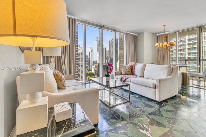 Comprar apartamento en Icon Brickell Viceroy 2508