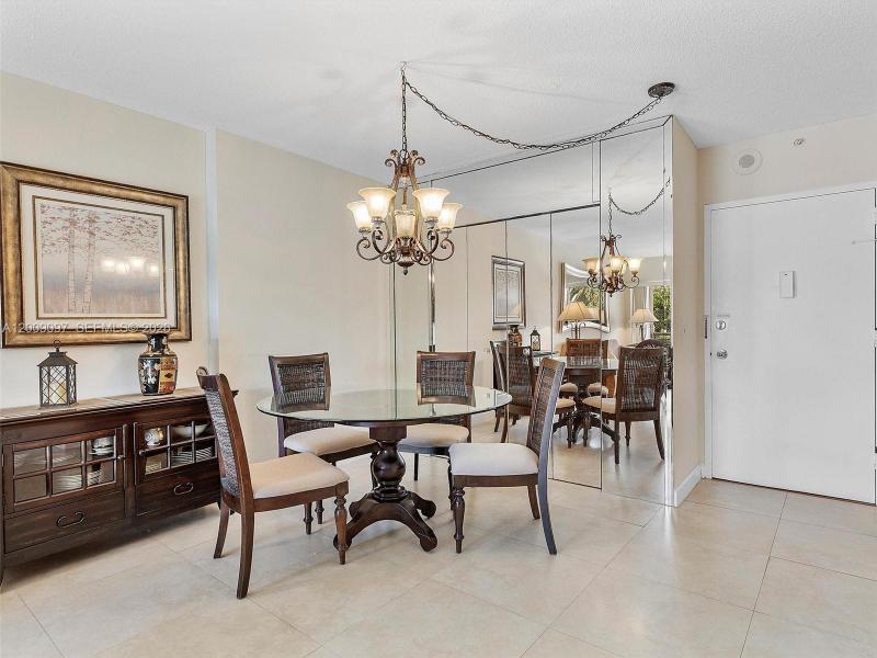Comprar apartamento en Coastal Towers 229