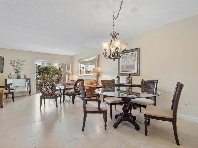 Comprar apartamento en Coastal Towers 229