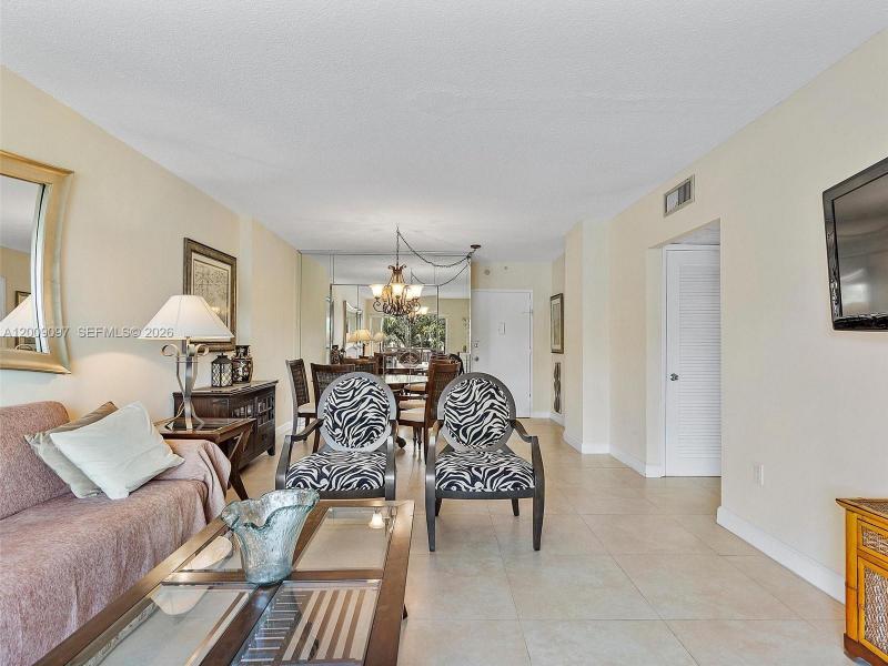 Comprar apartamento en Coastal Towers 229