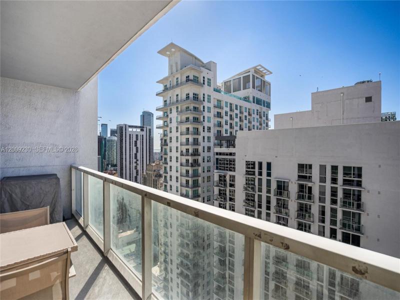 Comprar apartamento en Vizcayne South Tower 3104