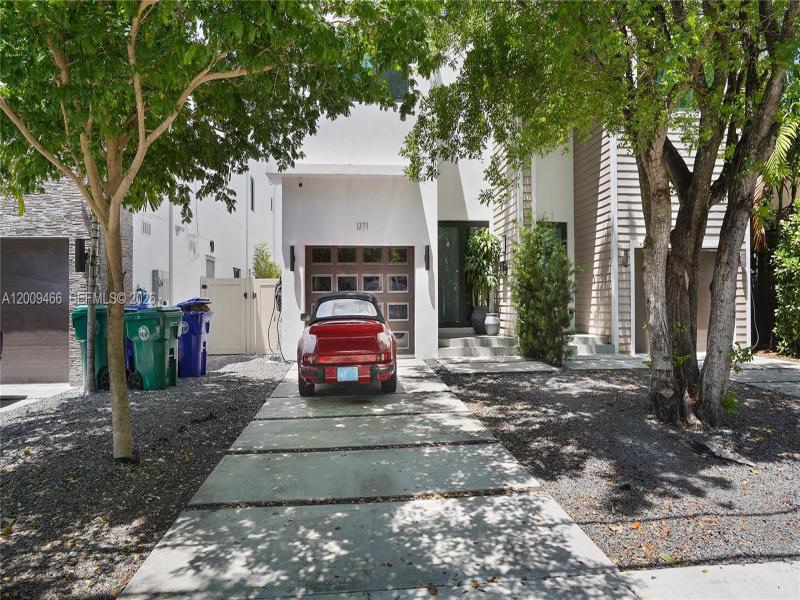 Property photo # 8