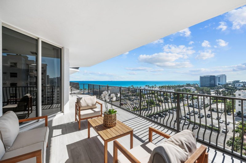 Condo for sale at Jackson Tower 1004