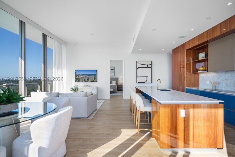 Comprar apartamento en MR. C Residences 1911