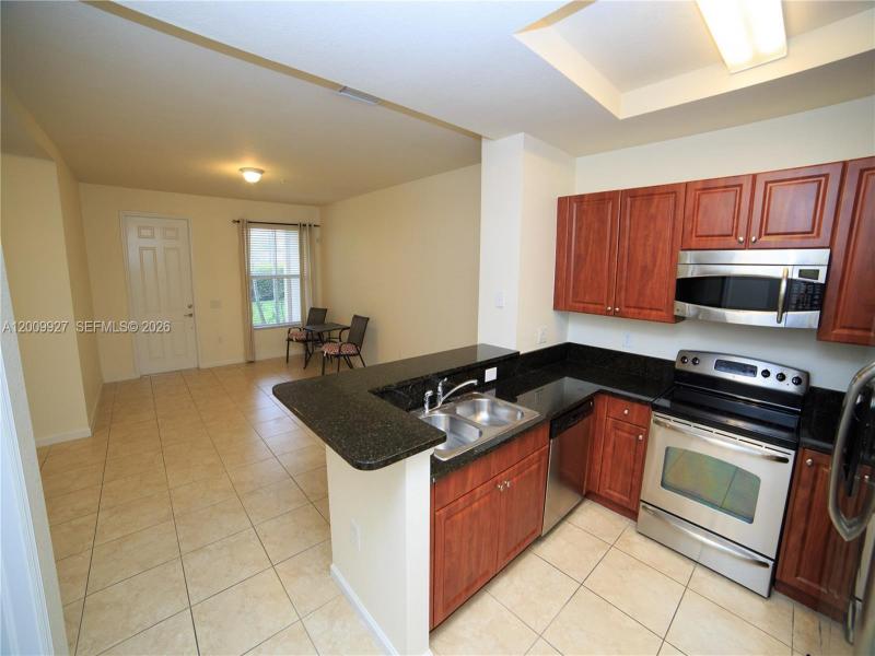 Property photo # 6