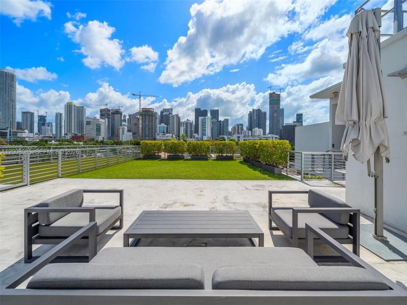 Comprar apartamento en Eleven in the Roads 208
