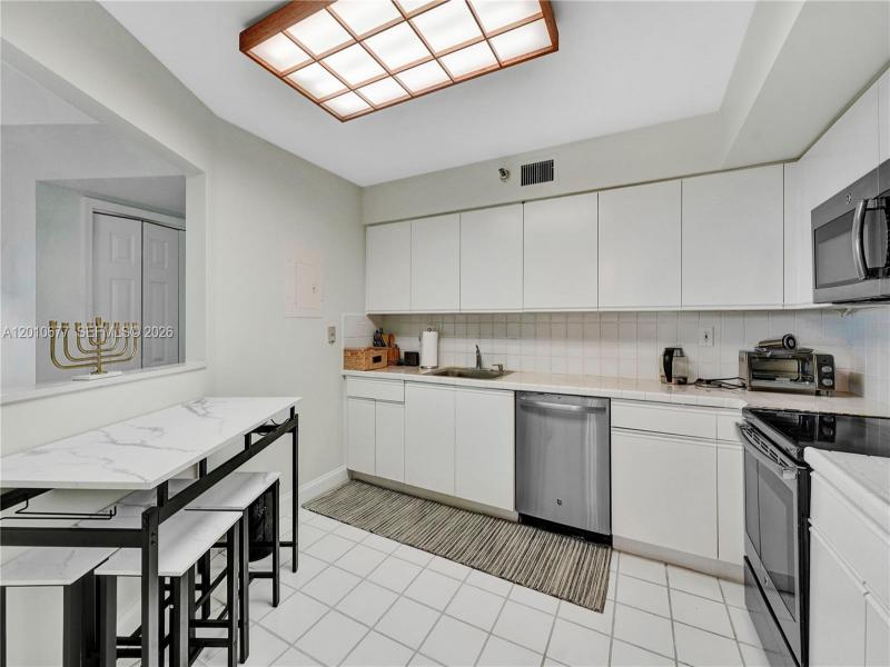 Property photo # 9