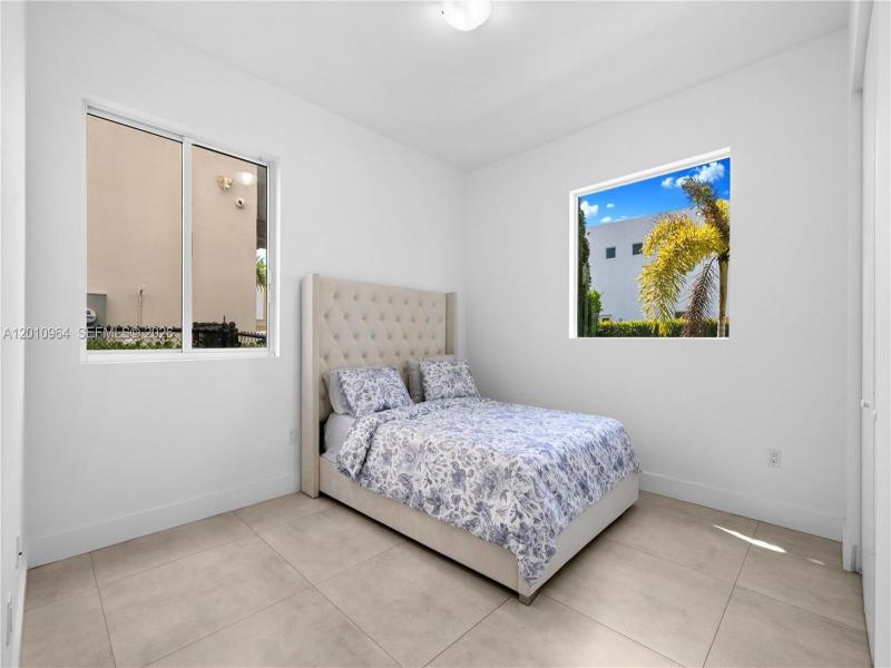 Property photo # 6