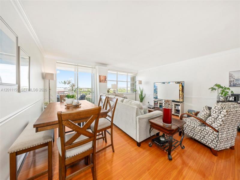 Comprar apartamento en Bayview Towers B1006